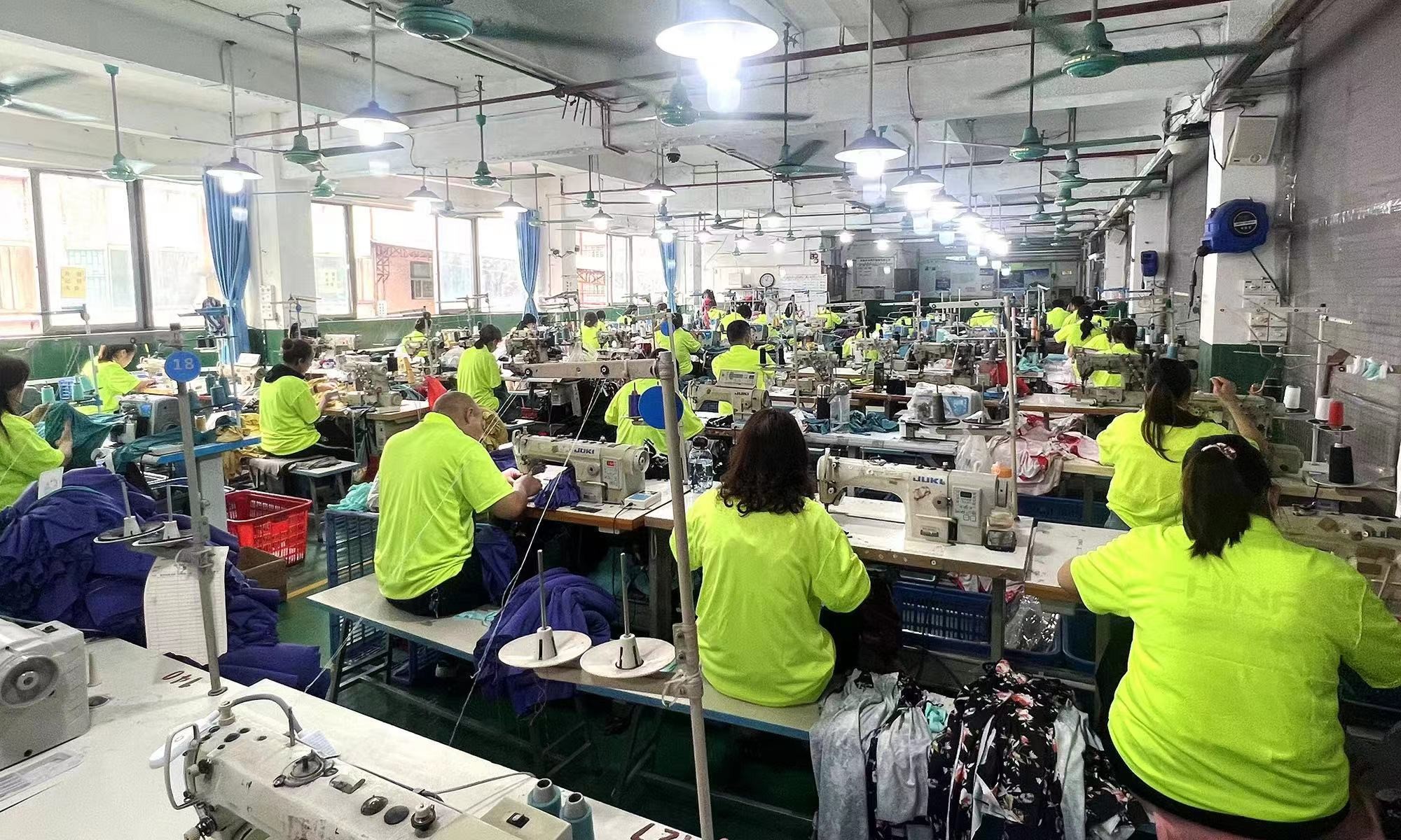 Guangzhou Vinas clothing technology Co., LTD linha de produção da fábrica