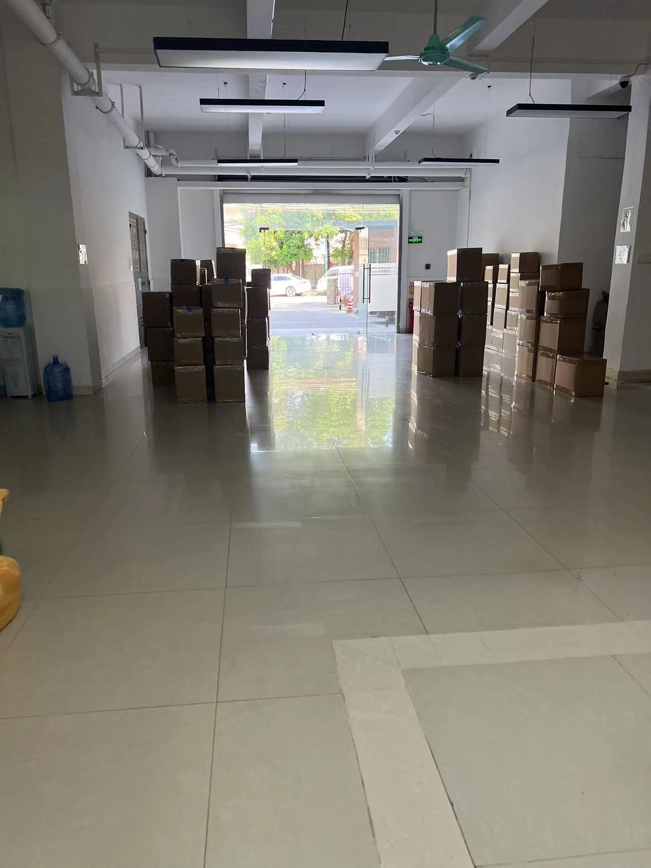 Guangzhou Vinas clothing technology Co., LTD linha de produção da fábrica