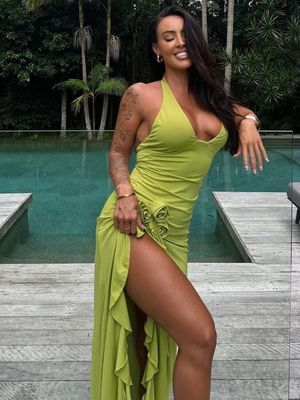 Custom Primavera e Verão Nova Moda Sexy Solid Color Slim Alta cintura V-collar Halter vestido Mulher
