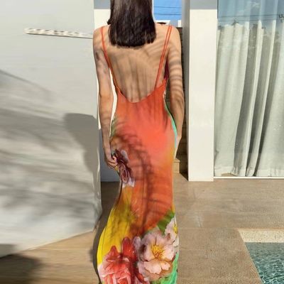 Roupas de noiva de moda sexy, sem traseiro, com estampas.