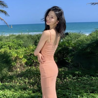 Um-linha Neck Halter Halter Sexy Fashion Pure Wind Slim cintura cintura vestido longo